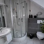 Stadtoase Naehe Uni Mit Sauna コブレンツ