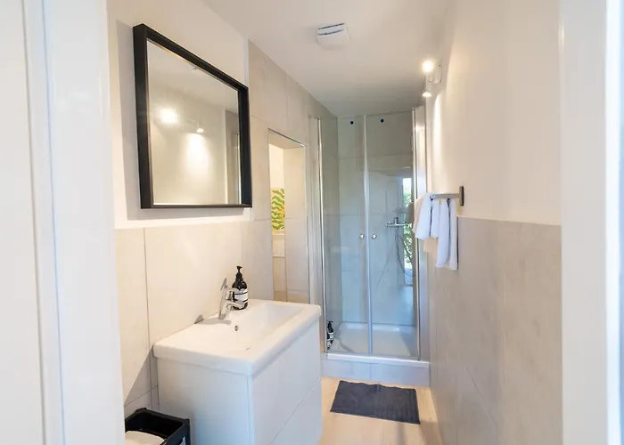 Stadtoase Naehe Uni Mit Sauna Coblenza